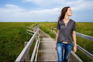 for losing weigh avoid fad diets and take a walk